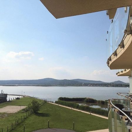 Vizparti Wellness Apartman Velence Διαμέρισμα Εξωτερικό φωτογραφία